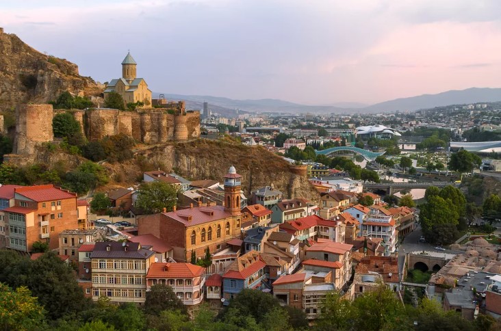 Авиатуры в Тбилиси из Минска