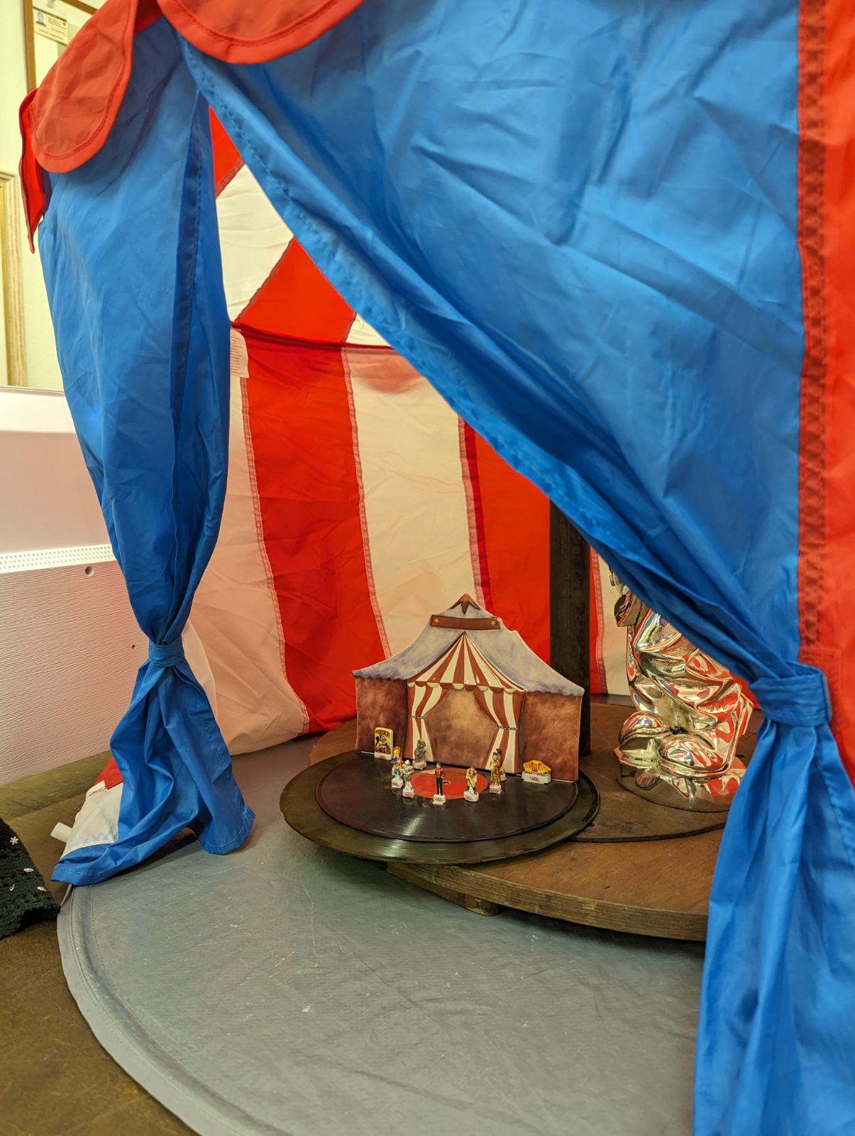 оранжевая мельница