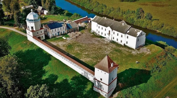 любча