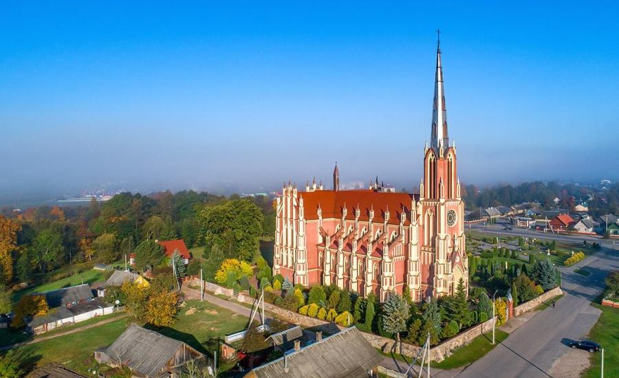 Костел Святой Троицы в Гервятах экскурсия из Витебска