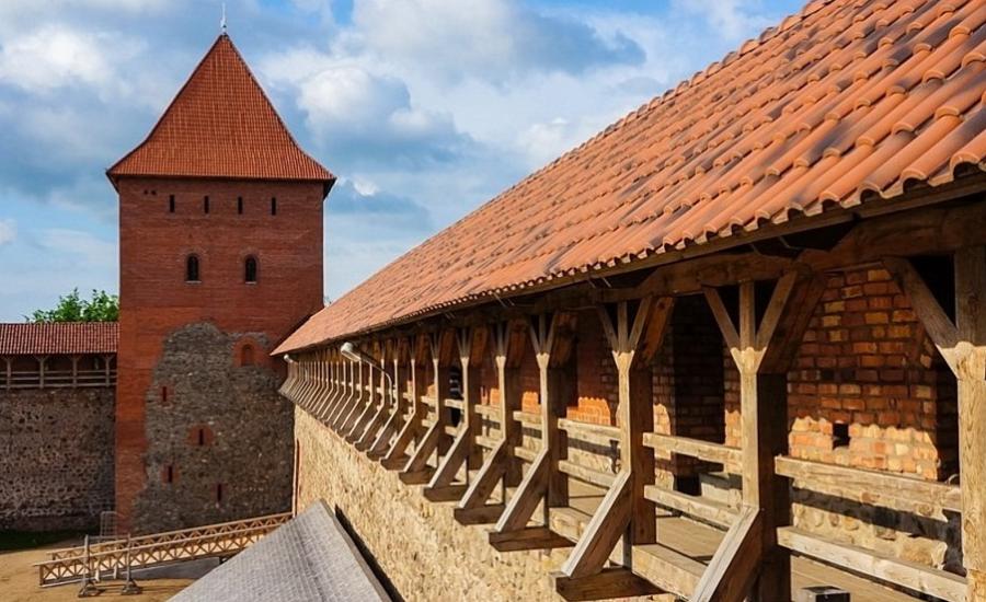 Туры в Лидский замок из Витебска