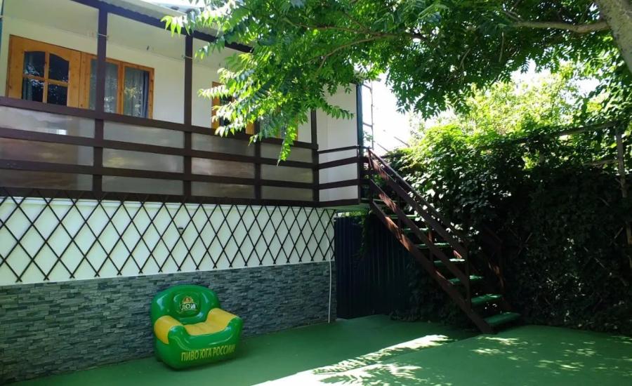 Отдых в Кабардинке - гостевой дом "У Виталия"